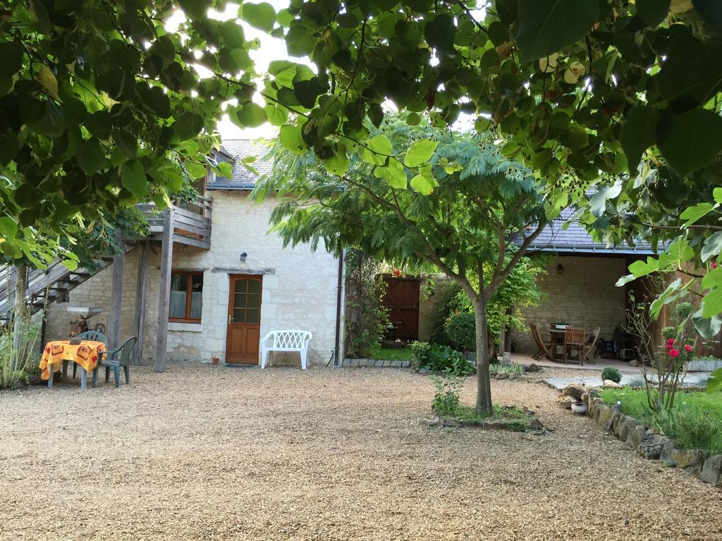 Les Caves Hotel Ambillou-Château Exterior foto